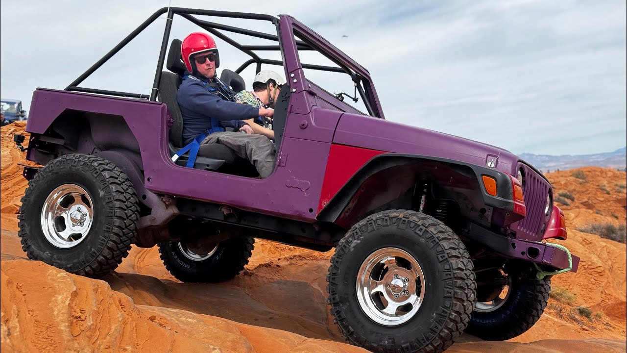 Dave Chappelle’s Affordable Off-Road Adventure: Competing in the Most Budget-Friendly Jeep at Matt’s Off-Road Games!