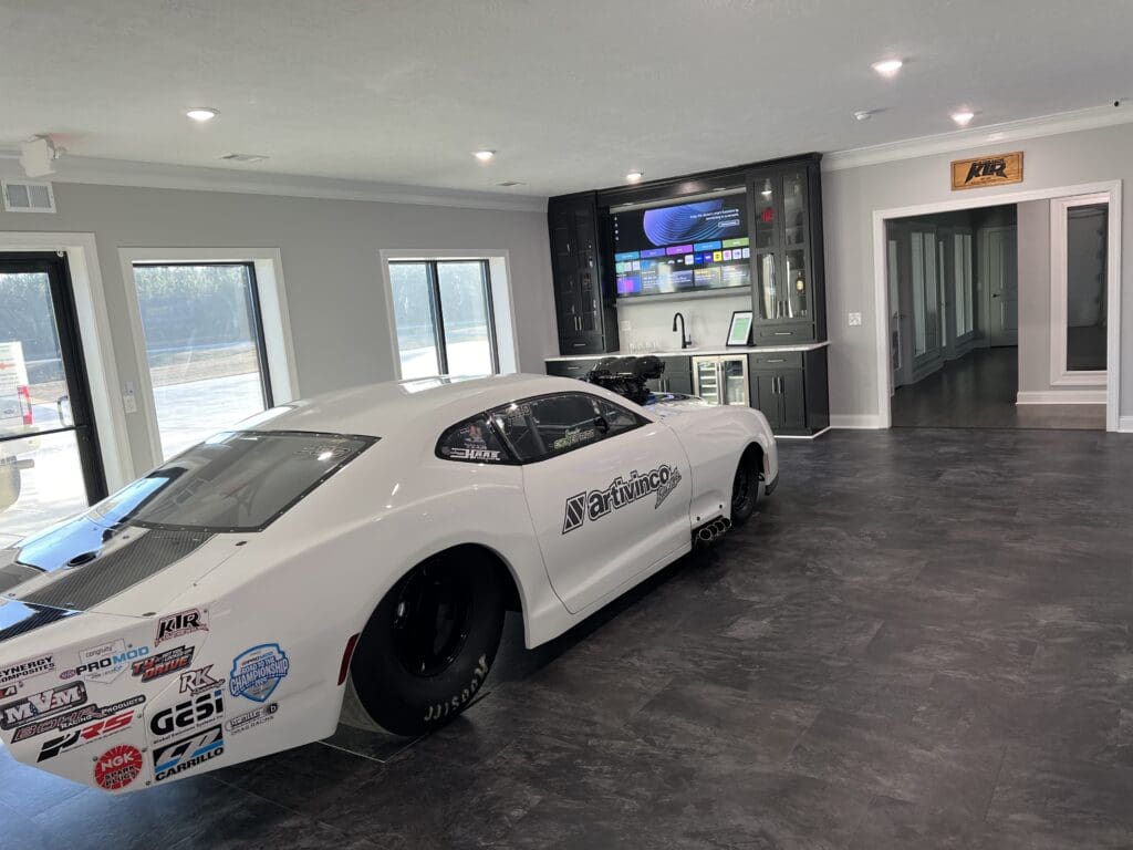 Unleashing Power: The Visionaries Behind Stevie ‘Fast’ Jackson’s Killin’ Time Racing