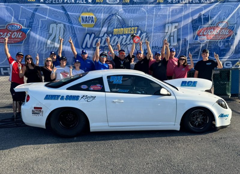 Alvey and Prose Shine at NHRA Midwest Nationals