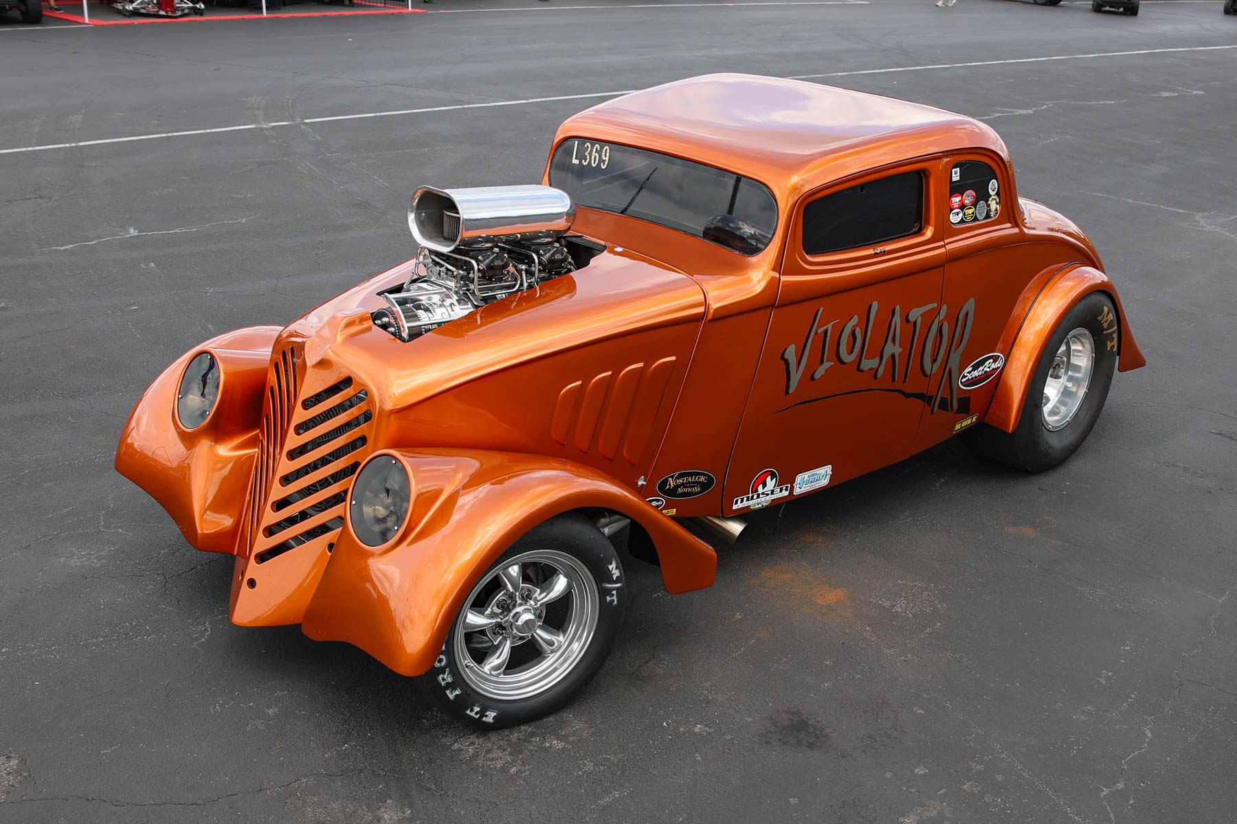 Ray Kasicki’s Incredible 1933 Willys Coupe: A Masterpiece of Power and Style