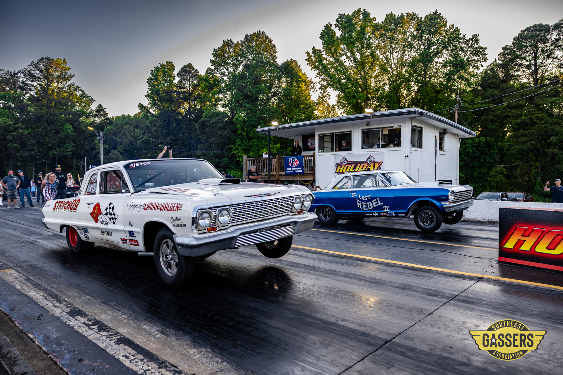 Southeast Gassers Ignite Excitement at Holiday Raceway