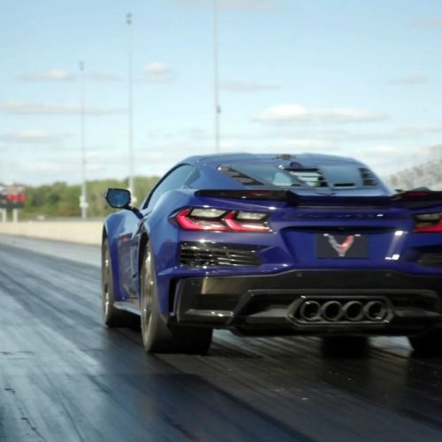 Chevrolet Corvette ZR1X Shatters Records with Sub-8 Second Drag Performance, Redefining Production Car Limits