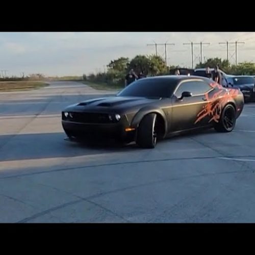 Demon Blower Challenger Hellcat vs. C8 Corvette Stingray: Epic Street Showdown