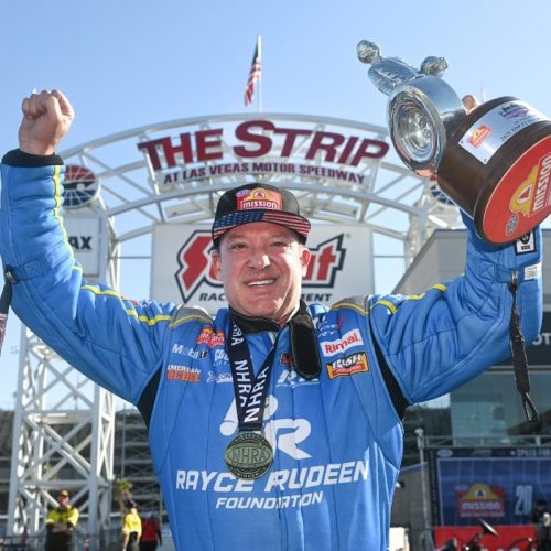 Stewart Shares His Passion for Drag Racing, Insights on NASCAR’s Gaps, and the Role of Keyboard Warriors